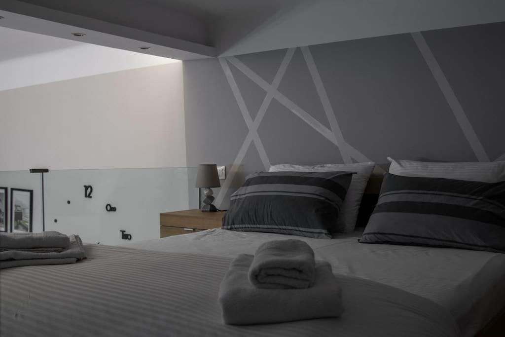 * Ck Modern Loft Near Seaside * Apartment Солун Екстериор снимка