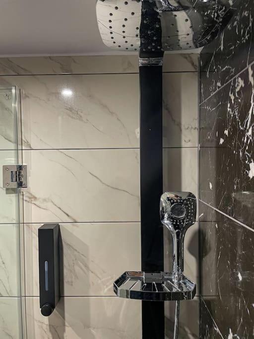 * Ck Modern Loft Near Seaside * Apartment Солун Екстериор снимка