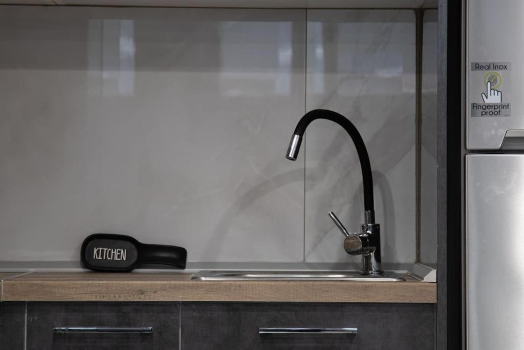 * Ck Modern Loft Near Seaside * Apartment Солун Екстериор снимка