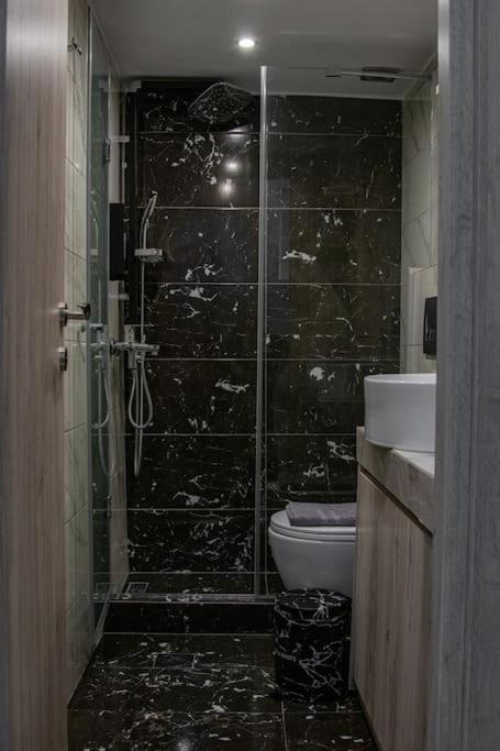 * Ck Modern Loft Near Seaside * Apartment Солун Екстериор снимка